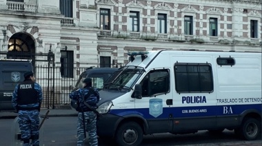 Gobernación militarizada para evitar la colocación de las familias feriantes