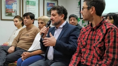 Arias presentó su lista: “Venimos a transformar la política y la ciudad”