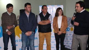 El Frente de Todos presentó precandidatos en Pedernales