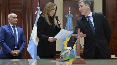 Vidal tomó juramento al ministro de Economía, Damián Bonari