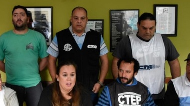 Estatales marchan a Gobernación por reapertura paritaria