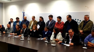 "El proyecto que habilita UBER todavía no fue retirado" señaló González