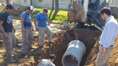 Avanza la obra de desagüe pluvial en Alberti