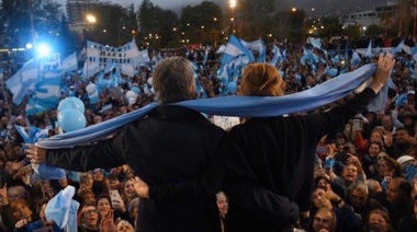 Macri tuvo su demostración de fuerza y quiere encabezar la oposición