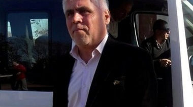 Santillán cumplió con la segunda cuota del bono para municipales