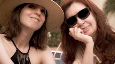 Cristina se mostró con Florencia ante de su regreso de Cuba