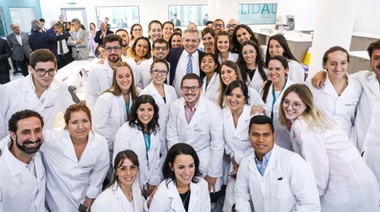 El Presidente asistió a la inauguración de una planta de medicamentos biológicos