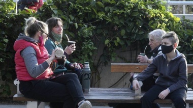 La Provincia analiza no adherir a la apertura para reuniones sociales