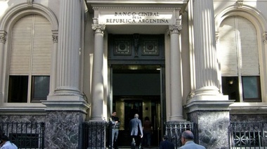 El Banco Central endureció la restricción a la compra de dólares