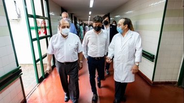 Kicillof visitó un operativo de vacunación en Berazategui
