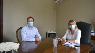 Otermín visitó Cañuelas y destacó el operativo de vacunación en Provincia