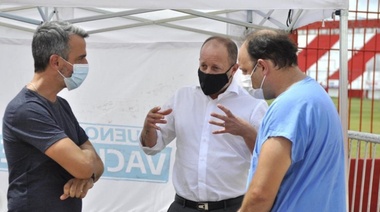 Insaurralde: “Somos el primer municipio que vacuna en clubes de fútbol”