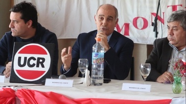 Salvador apuntó contra los candidatos de la oposición