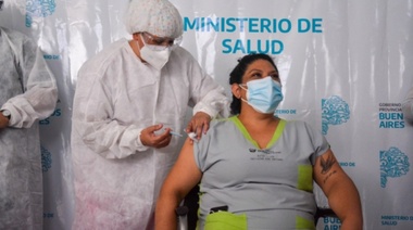 Bajaron los casos de Covid-19 dentro del personal de salud bonaerense