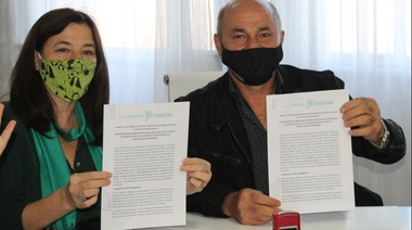 Secco y Díaz firmaron el programa "Comunidades Sin Violencia"