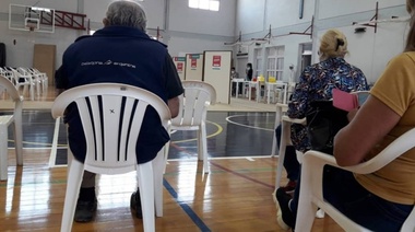 Chaves retomó el proceso de vacunación