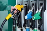 Massa busca implementar “Precios Justos” al combustible