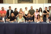 Legisladores bonaerenses del FdT se plantan y muestran su apoyo a CFK