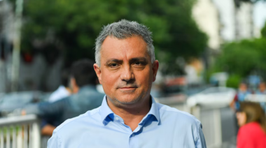 Pareja votó y adelantó que espera que "un 60% de la ciudadanía" se acerque a las urnas
