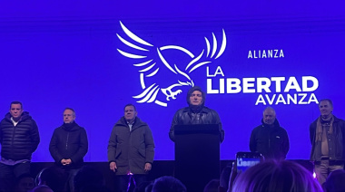 Javier Milei criticó las "operetas" y aseguró que está en "empate técnico" con el peronismo