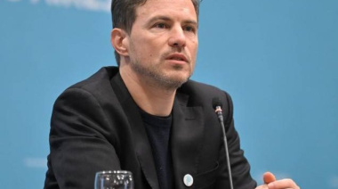 Costa cargó contra Milei y sus políticas: “Destruyó el aparato productivo bonaerense y nacional”