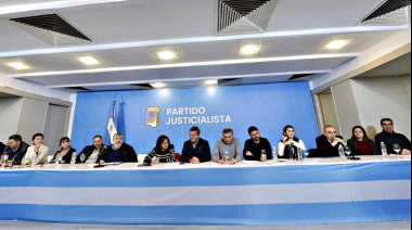 El peronismo prepara los nombres para octubre junto al cierre bonaerense