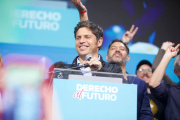 Kicillof define su campaña: Gestión, polarizar con Milei y visita a cada sección