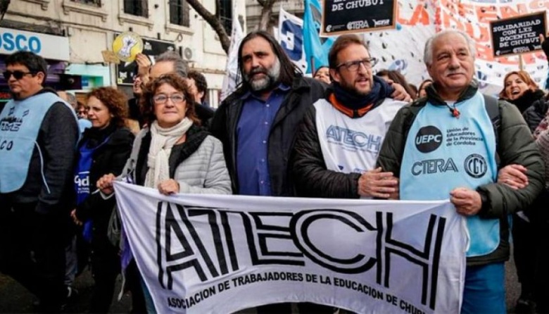 Gremios docentes piden que Kicillof los convoque de forma "urgente"