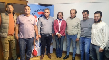 Puan puso en marcha la Escuela de Guardavidas