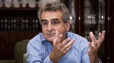 Rossi chicaneó a los gobernadores peronistas: "¿Quién es el candidato único, el amigo invisible?"