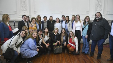 Kicillof: “Estamos en un proceso de reconstrucción y transformación de la educación pública”