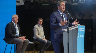 Massa: “Decían que la pobreza se combate con educación y la quieren cobrar”