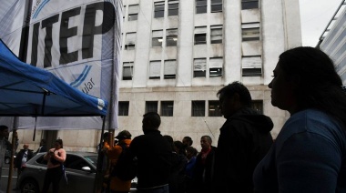 "El país no para": El Gobierno vuelve a habilitar una línea para denunciar presiones