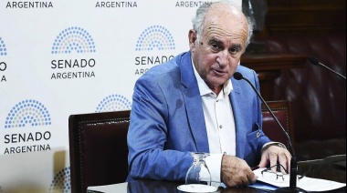 Parrilli denuncia que la Corte recibió “órdenes” del poder para “meter presa a Cristina”