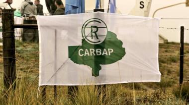 Con los tapones de punta, el campo llama al voto crítico