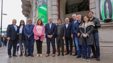 Kicillof plantó la bandera de la resistencia en Ensenada: “Hay que tirar abajo la Ley Bases”