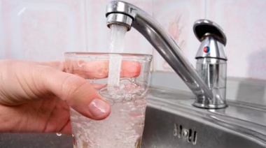 La Provincia le abrió la canilla a ABSA: ¿Cuánto aumenta el agua?
