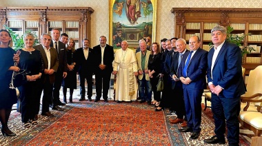 Tras la cumbre con la CGT, el Papa Francisco avisó que visitará Argentina