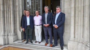 En llamas por la suba de las retenciones, los dirigentes rurales negocian con el Gobierno