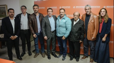 Intendentes bonaerenses echan leña a la interna del PJ con una foto clave