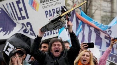 De un plumazo, Milei dio de baja a 7 mil empleados estatales