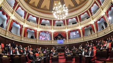 El Senado debate las reelecciones indefinidas sin incluir a los intendentes