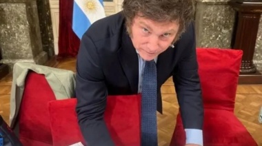 Milei le dio la espalda a la masiva marcha universitaria y firmó el veto