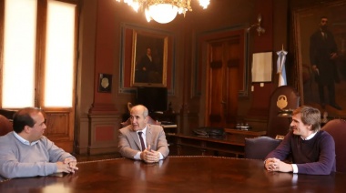 Con carpeta en mano, Recoulat aceitó gestiones en La Plata