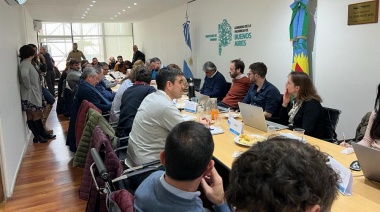 Kicillof ofreció 10% de aumento: estatales dieron el visto bueno y docentes siguen evaluando