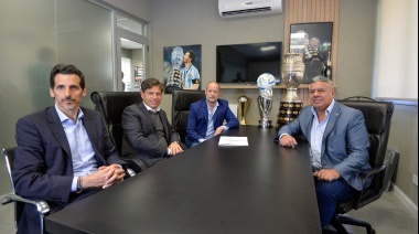 Kicillof y la AFA articulan para tramitar DNI en los clubes
