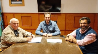 Ralinqueo entregó un subsidio al Centro Tradicionalista el Fortín