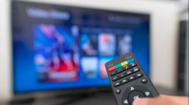 Milei dio luz verde a la desregulación de precios de telefonía, internet y televisión