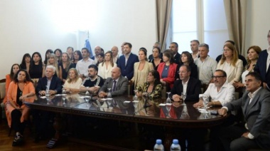 El oficialismo no pierde el tiempo y retoma las negociaciones con la oposición