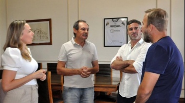 Peso político y producción: Stadnik recibió a dos intendentes del Conurbano